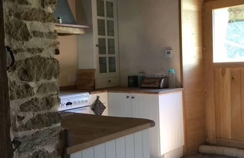 Dompierre-les-Eglises Casa | Lovely holiday home in the countryside