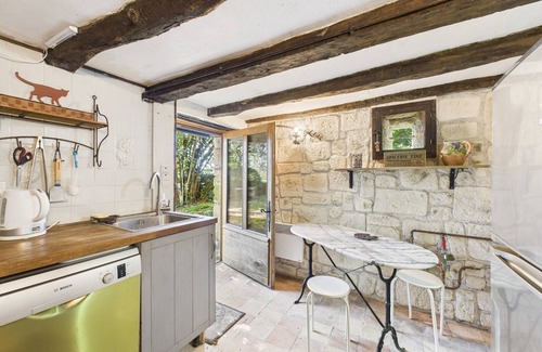 Saint-Leon-sur-Vezere Chalet De Esquí | Lovely house with pool and garden