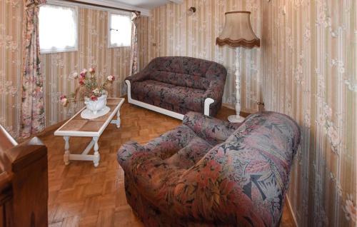 Moustiers-Sainte-Marie Casa | Lovely Home In Moustiers-Sainte-Marie