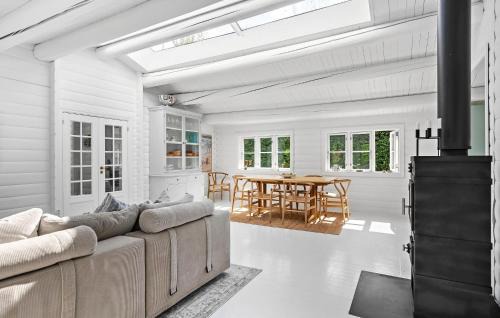 Hornbaek Casa | Lovely Home In Hornbæk With Wifi