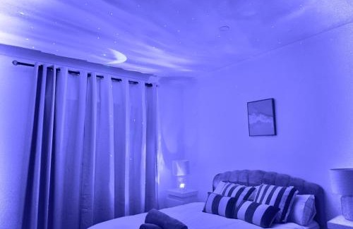 Beverly Hills Villa | Lovely Modern Family home for your family and friends