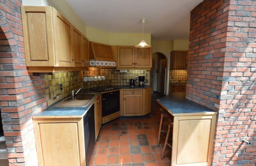 Merksplas Casa | Lovely, original home with large garden in the centre of Merksplas.