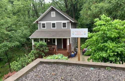 Kenilworth Apartamento | Lovely, serene studio apartment close to downtown and Biltmore Village.