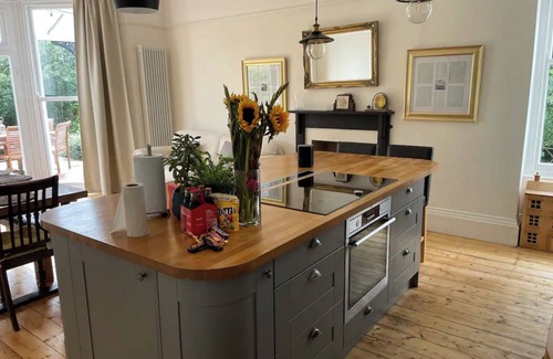 St. Michaels Villa | Lovely Victorian Villa in the English Riviera