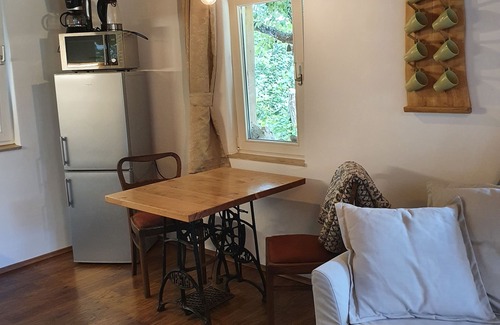 Michendorf Cabaña | casa de campo amueblada con gusto con terraza en el campo