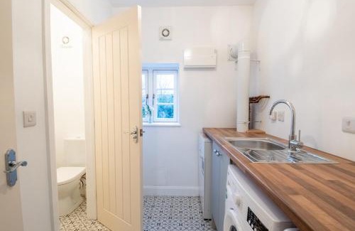 Ellastone Casa | Lower House Farm Cottage 1