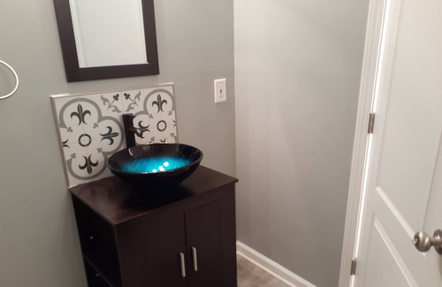 Tucker Casa | Lower level luxury & forest view. Near 285 perimeter & 78.