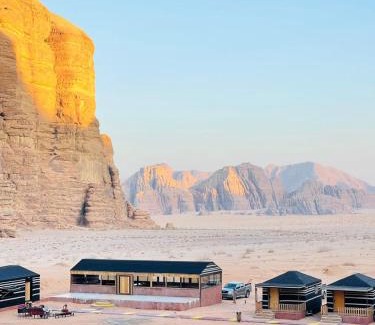 Wadi Rum Cabina | Lowrance luxury camp