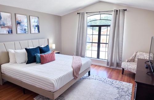 Legacy Park Villa | LP307CR - Brazilian retreat 12 guests Pool & Spa