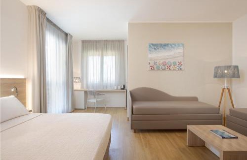 Villarios Hotel | Lu' Hotel Porto Pino