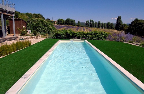 Saint-Michel-l'Observatoire Apartamento | Luberon: suite independiente de 37 m2 en casa contemporánea con piscina privada.