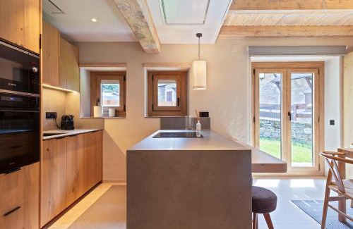 Arties Apartamento | Luderna - Apartamento con jardín Crabera