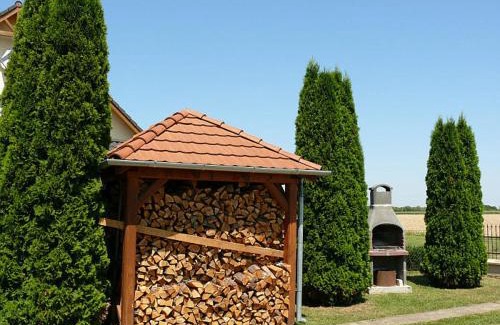 Buk Casa | Lukács Ház