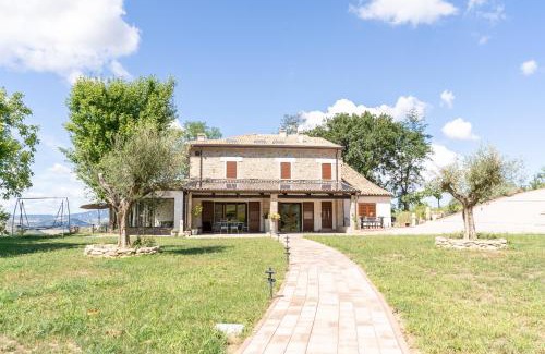 Montefiore Conca Cama Y Desayuno | Lumamè Resort B&B