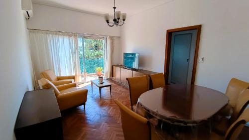 Villa del Parque Apartamento | Luminoso dpto 2 habitaciones con vistas