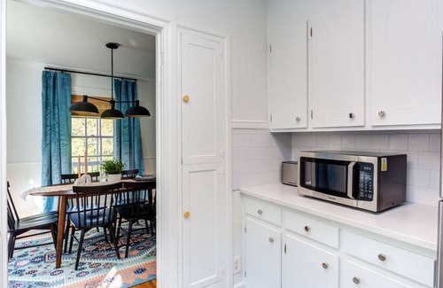 Graham Casa | Luminous Historic Home: Walk to Downtown Graham!