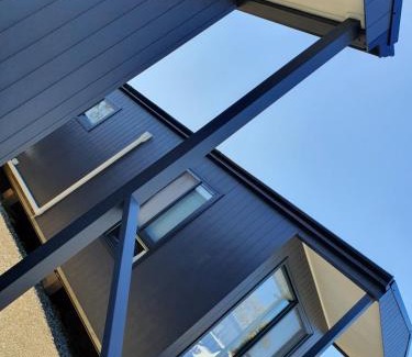 Parkes Hotel | Lunar Cabins
