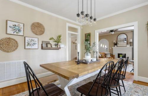 Earlewood Casa | Lush 4BR on Lincoln