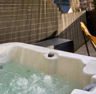 Sallent de Gállego Apartamento | LUX Mountain con vistas y jacuzzi - Arafita Apartamentos