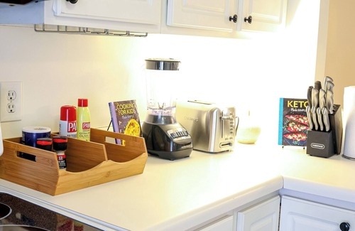 Morrisville Casa | Lux Pet Friendly Retreat with King Bed, TV in all Rooms, 65in TV, Central to RDU