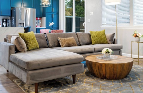 Linda Casa | Lux Stay w/ Sauna, BBQ, Firepit, Outdoor Dining, Air Hockey Close to Hard Rock !