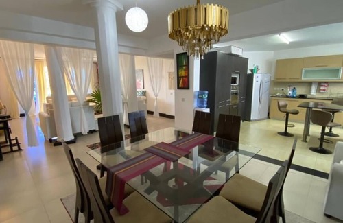 Nyali Apartamento | Lux Suites Hayana Palm Apartments