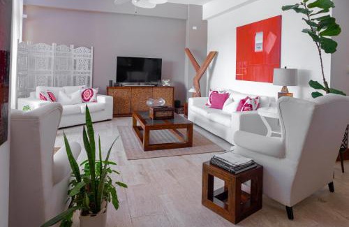 Los Altos Apartamento | Luxe 2-Bed Golf-View Apt 1 Min to Altos de Chavon