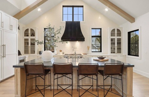 Lake Geneva Casa | Luxe at the Lake | Heated Saltwater Pool |Lake Views |Enclosed Porch | Movie Theater| Hot Tub