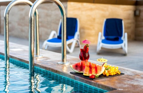 Sharjah Apartamento | Luxe Grand Hotel Apartments