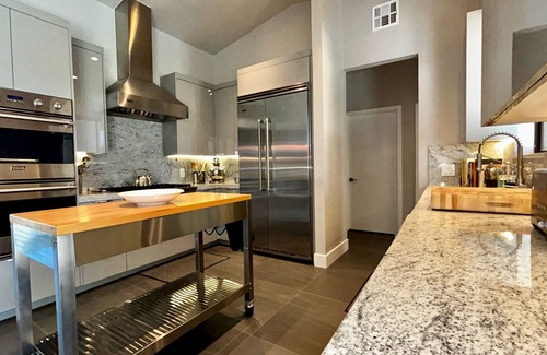 Rancho Mirage Villa | “Luxe Living”: Modern elegance, top-tier amenities, and stunning views, managed by Greenday!