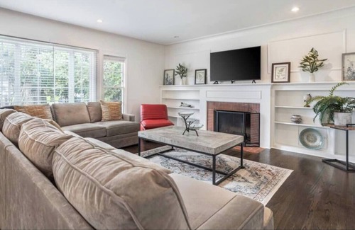 Old Town Casa | Luxe Monthly Rental in Torrance near Beaches