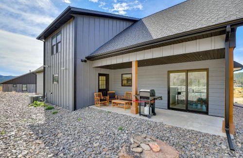 Sturgis Casa | Luxe, New-Build Sturgis Retreat with Mountain Views