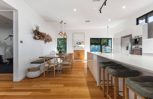 Adamstown Casa | Luxe Oasis Adamstown