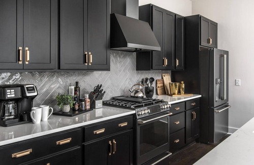 Edgehill Cabaña | Luxe-tennessee Row-heart of Gulch-mins to Broadway