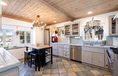 North Arroyo Casa | Luxe villa with private pool, hot tub, fireplace & amazing views - dog-friendly