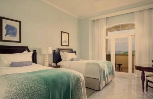 Bouvet Island Complejo | Luxurious 3 bedroom, 3.5 bath Ritz Carlton Club