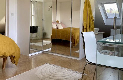 Cantelowes Apartamento | Luxurious 3bed 3bath Camden Gem