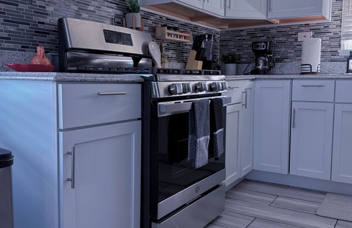 Burbank Casa | Luxurious 4-bedroom house 30min near downtown Chicago