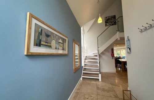 St Austell Casa | Luxurious 4 Bedroom New England Style Villa - Trewhiddle V10