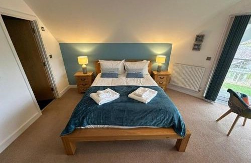 St Austell Casa | Luxurious 4 Bedroom New England Style Villa - Trewhiddle V10