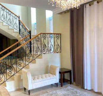 Amman Villa | Luxurious 4 Bedroom Villa in Abdoun-Amman