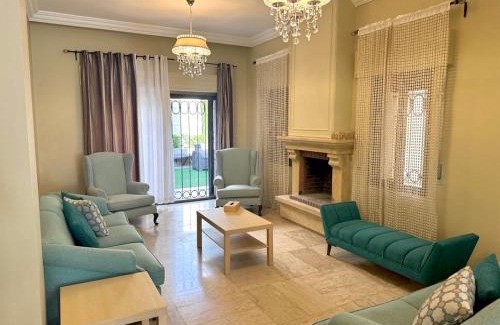 Amman Villa | Luxurious 4 Bedroom Villa in Abdoun-Amman