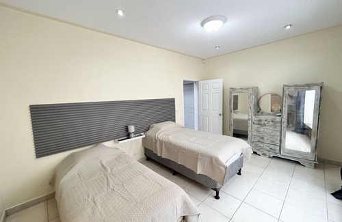 Comayagua Casa | Luxurious 4BDR house located in Comayagua with swimming pool, sauna, pool table