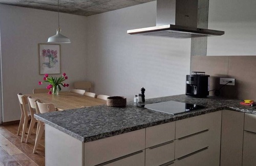 Gurmels Apartamento | Luxurious and spacious duplex