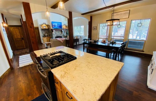 Fir Grove Estates Apartamento | Grassy Lane Lodge .