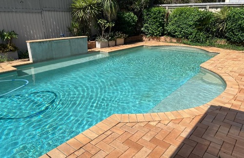 Kellyville Villa | Luxurious Dwelling House