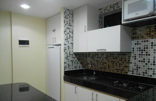 Pina Apartamento | SALA DE LUJO AMUEBLADA Y SALA DE ESTAR - Cerca de la playa con vistas al mar