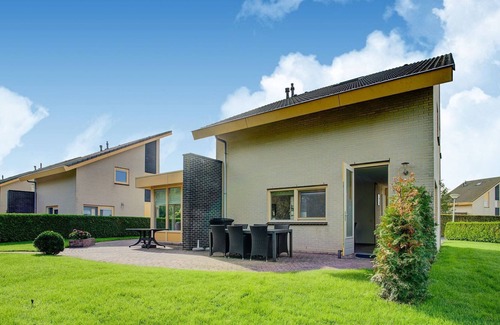 Koudum Casa | Casa vacacional adaptada a niños en Koudum cerca del lago