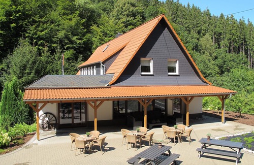 Schutzbach Villa | Lujosa Villa, hasta 21 personas, con 9 dormitorios y 8 baños !!