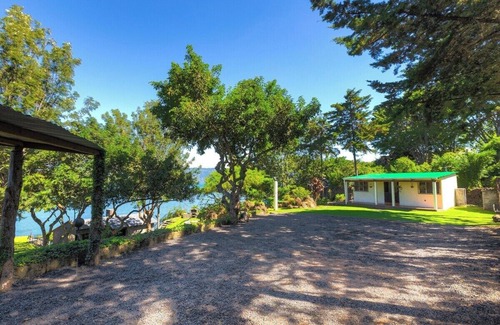 Santiago Atitlan Chalet De Esquí | Lujoso Lake Front propiedad / Hermosas Vistas / Servicios Moderno / Cerro de Oro